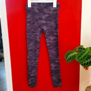 Spanx  Camouflage leggings